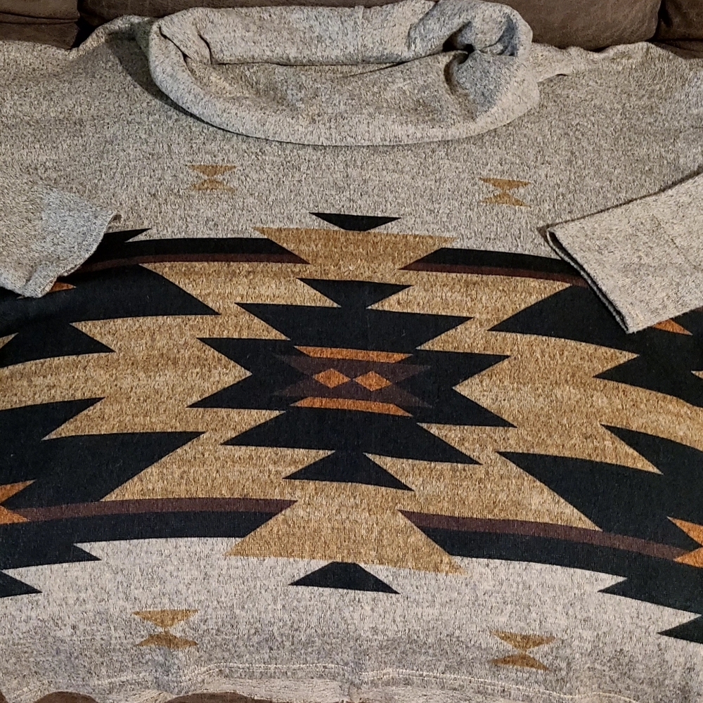 Sweater Cowl Neck Tribal Design Very Soft Lightweight Loose Fit - Picture 7 of 7